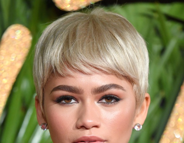Zendaya From The Best Celebrity Short Haircuts E News